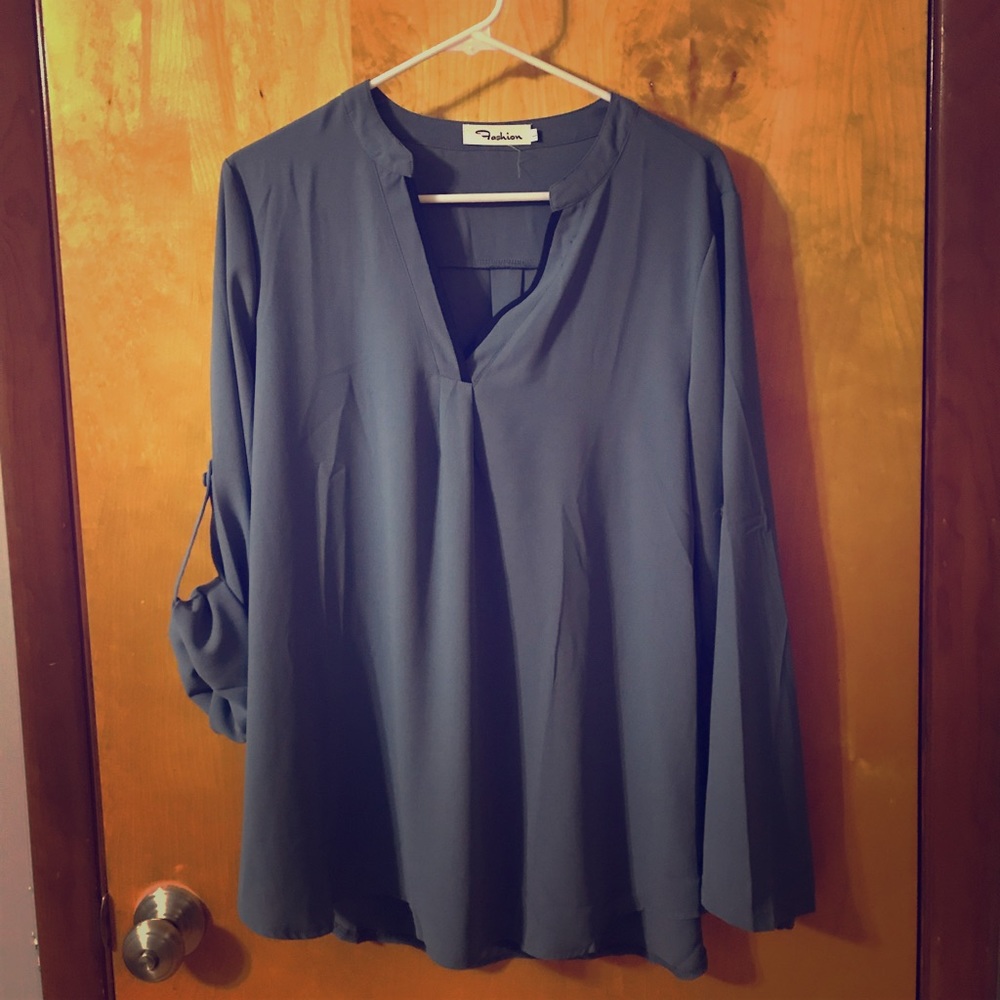 Henley V-neck 3/4 Sleeve Blouse